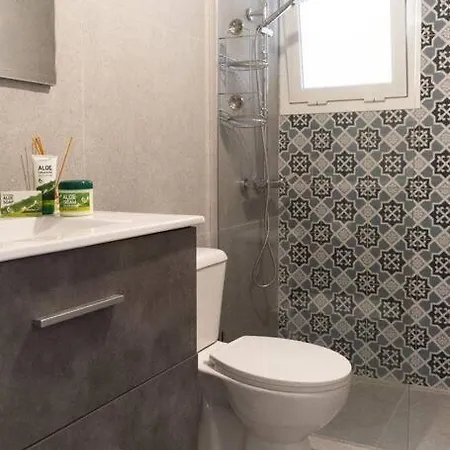 Wi-fi Veloce Splendido Alloggio Centrale Apartman